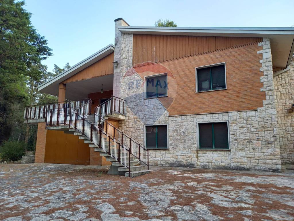 Villa in vendita a Cassano delle Murge cassano delle Murge Strada Provinciale, 145
