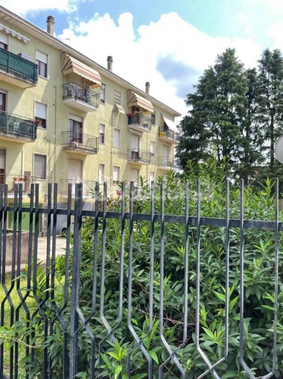 Appartamento in in vendita da privato a Lonate Pozzolo via Santa Caterina, 59