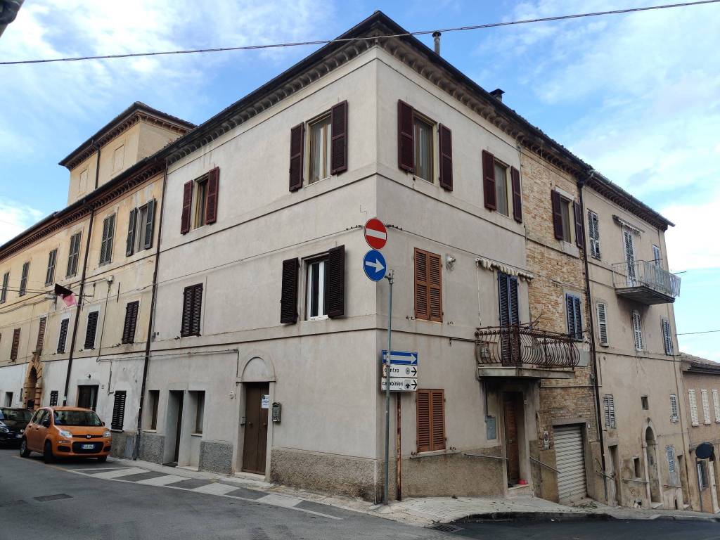 Appartamento in vendita a Loreto via Giacomo Matteotti, 9