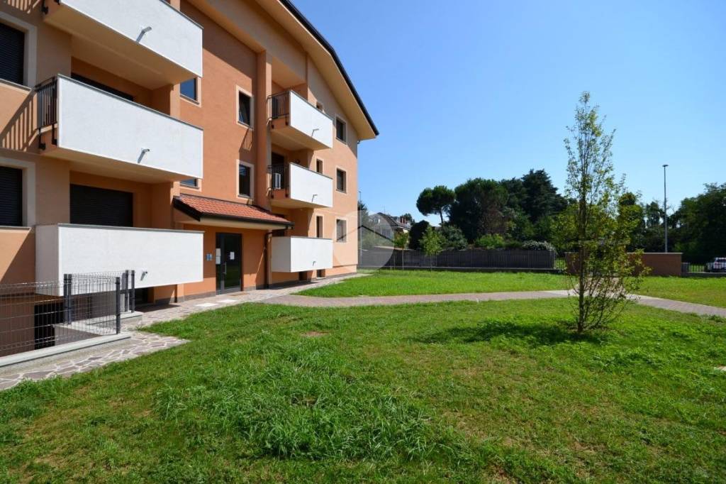 Appartamento in vendita a Vittuone via Alcide De Gasperi