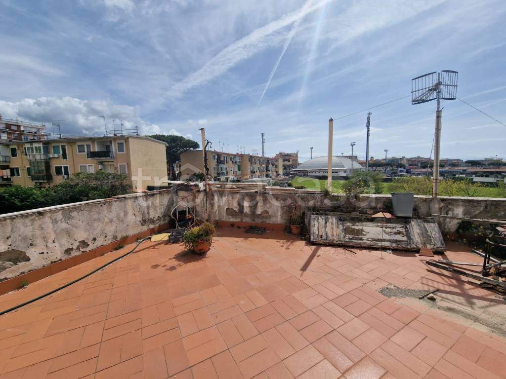 Appartamento in vendita a San Giorgio a Cremano via Enrico Pessina, 45