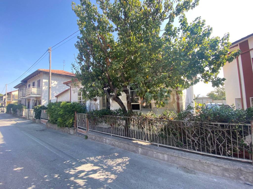 Casa Indipendente in vendita a Poggio Torriana via Santarcangiolese, 5470