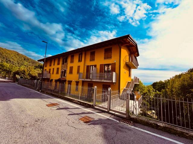 Appartamento in vendita a Nembro via Giotto