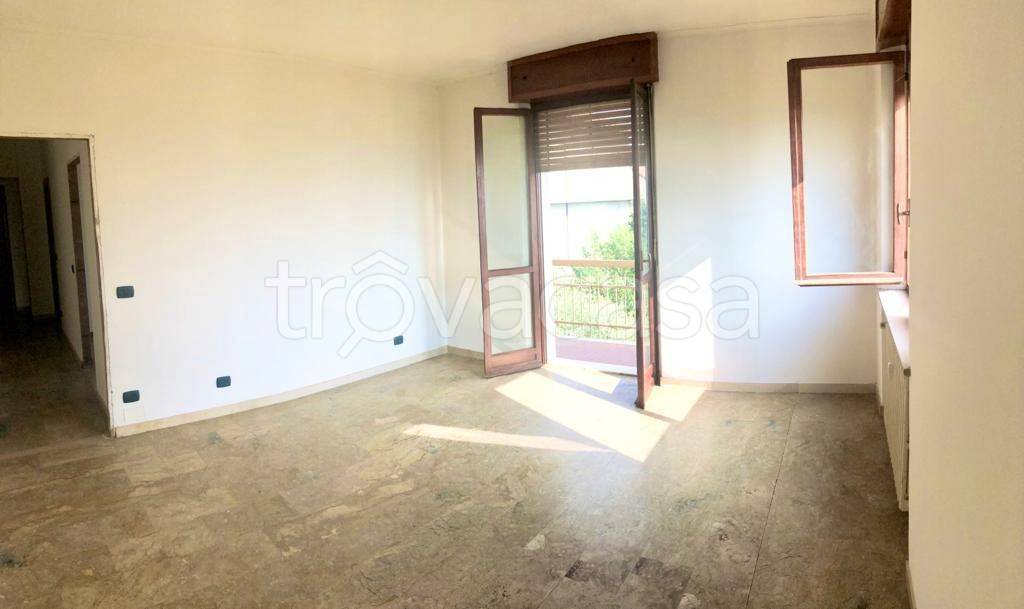 Appartamento in vendita a Calosso via Benedetto Cairoli, 25