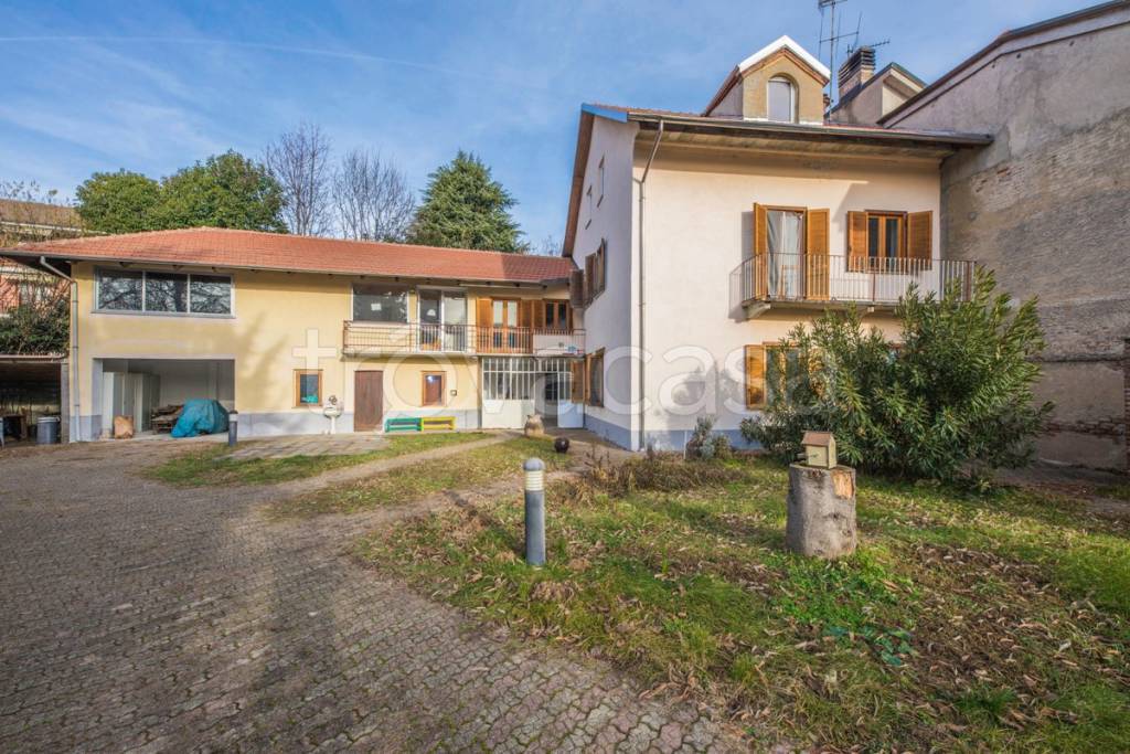 Villa in vendita ad Alpignano via Rivoli, 0