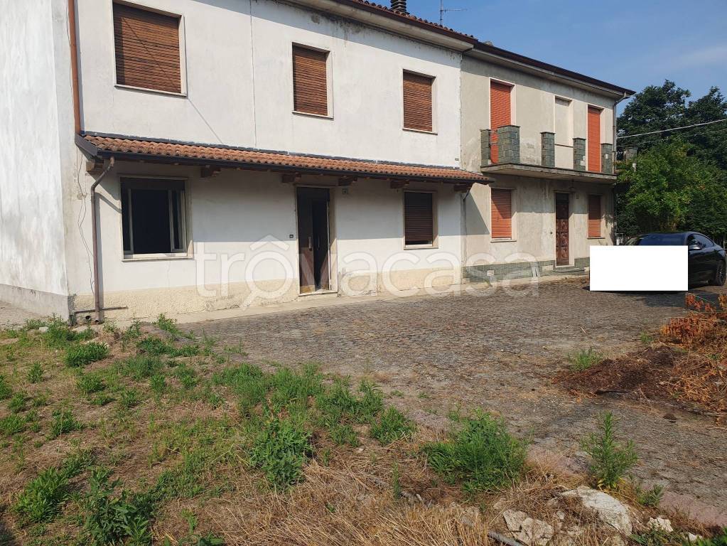 Casa Indipendente in vendita a Verrua Po via Borgo San Calogero, 1