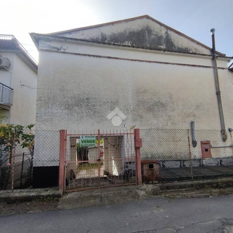 Casa Indipendente in vendita a Minturno via santa lucia, 6