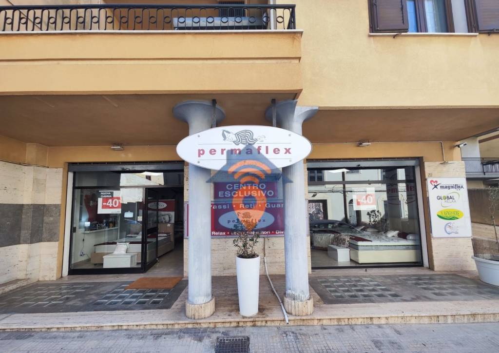 Negozio in vendita a Castelvetrano via Domenico Scinà