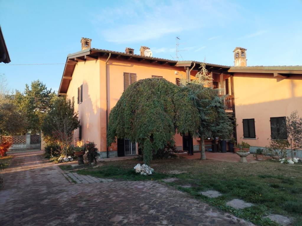 Casale in vendita a Rosignano Monferrato