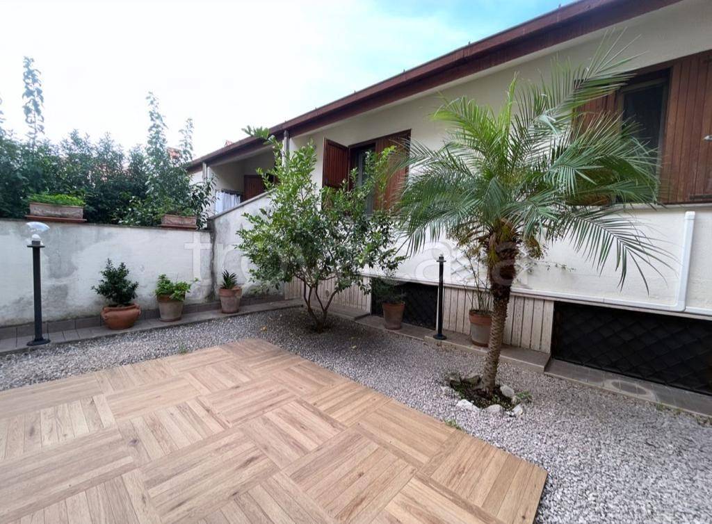 Villa a Schiera in vendita a San Nicola la Strada via Palermo, 20