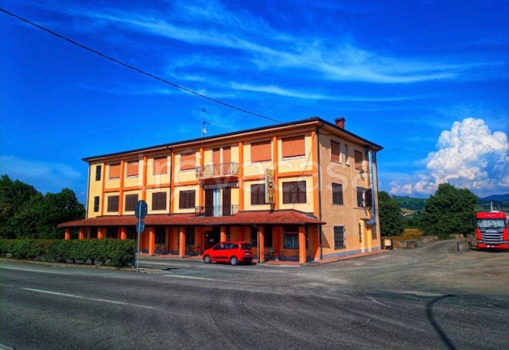 Hotel in vendita a Serravalle Scrivia via Cassano, 114