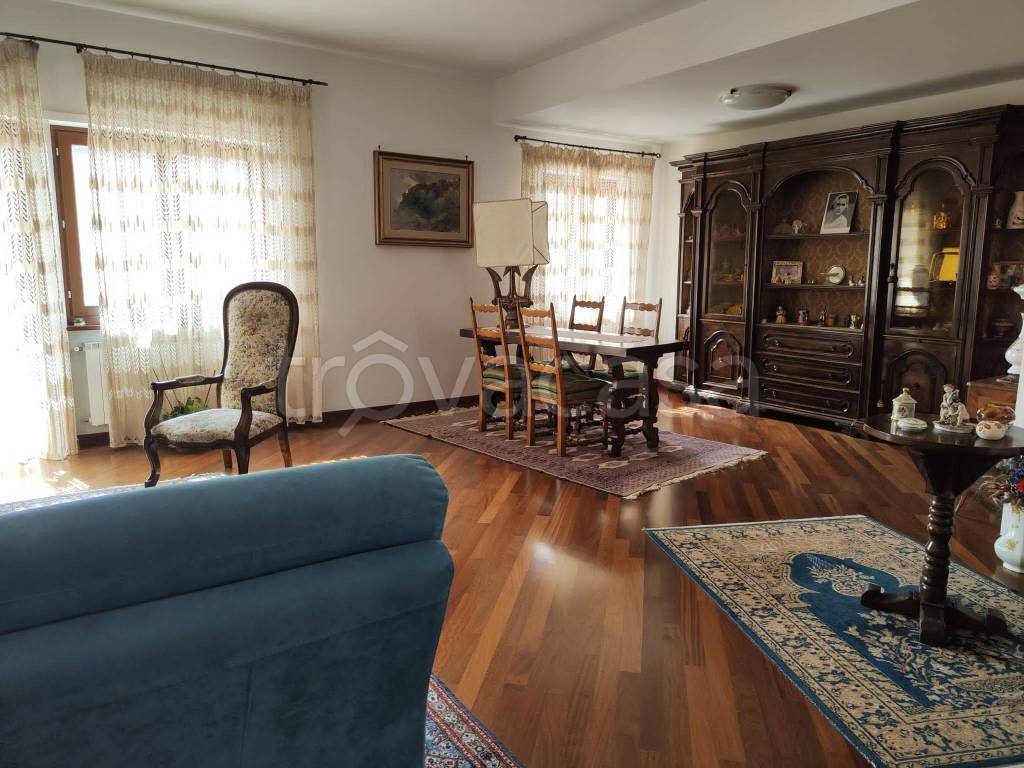 Appartamento in in vendita da privato a L'Aquila via San Raniero, 14