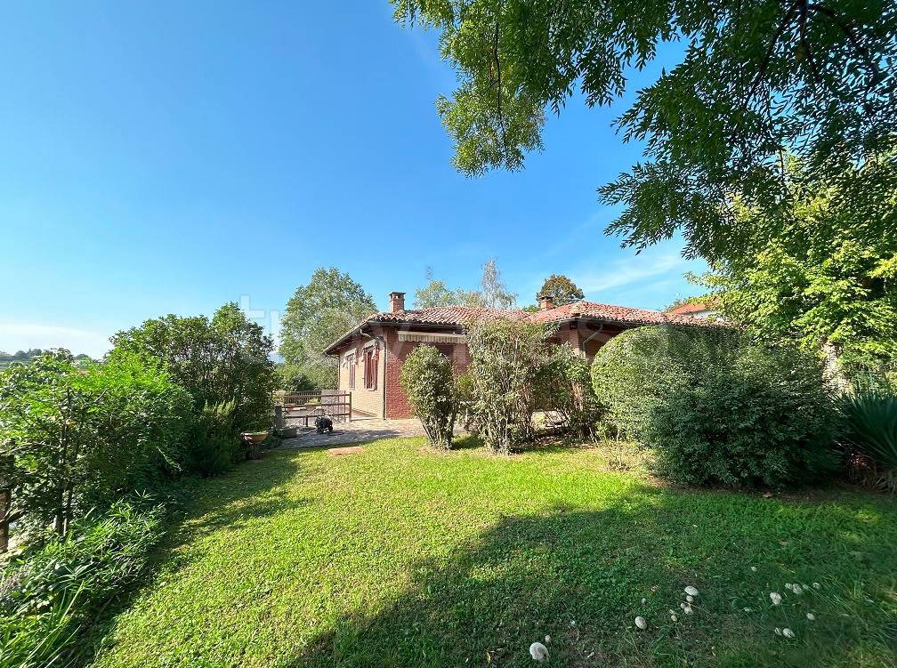 Villa in vendita a Pecetto Torinese strada Griggi Montù, 3