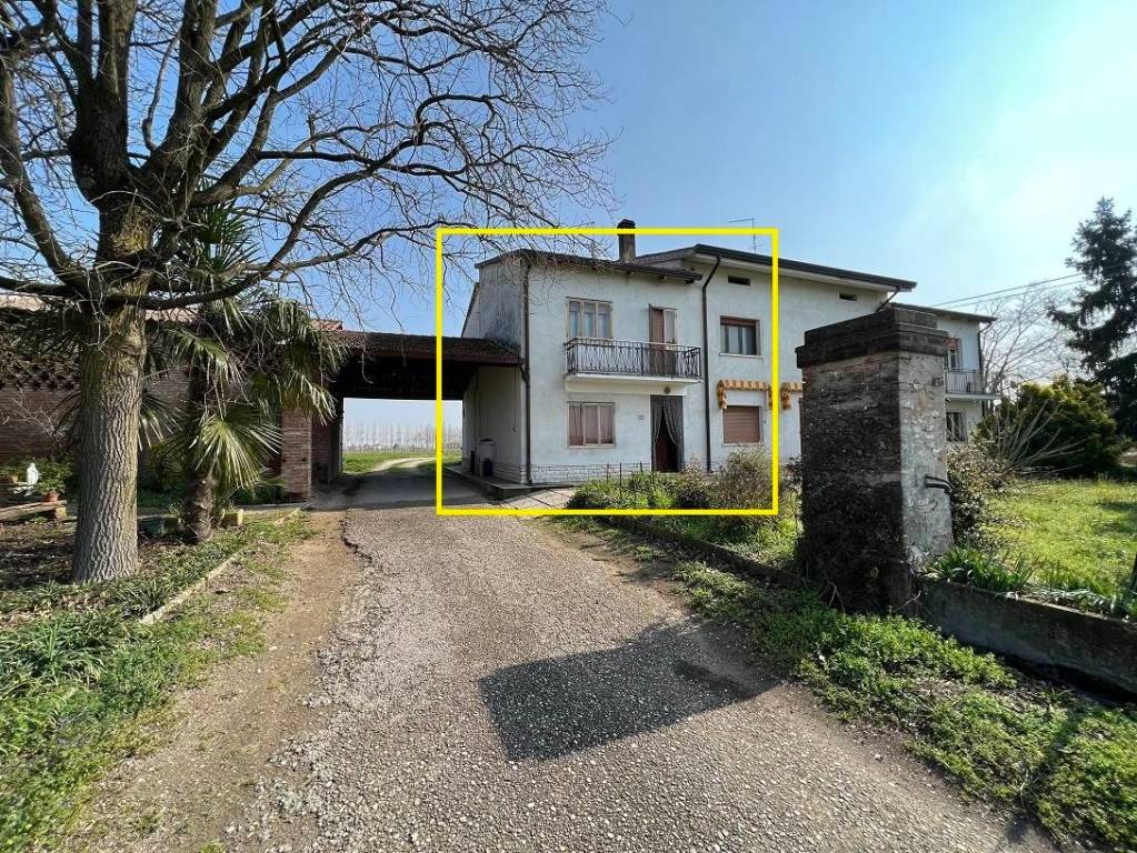 Villa Bifamiliare in vendita a Castel d'Ario strada Oriano, 20