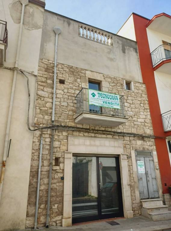 Casa Indipendente in vendita a Cassano delle Murge via luigi cadorna, 23