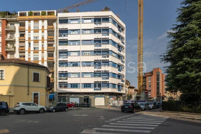 Ufficio in vendita a Torino via San Bernardino, 2