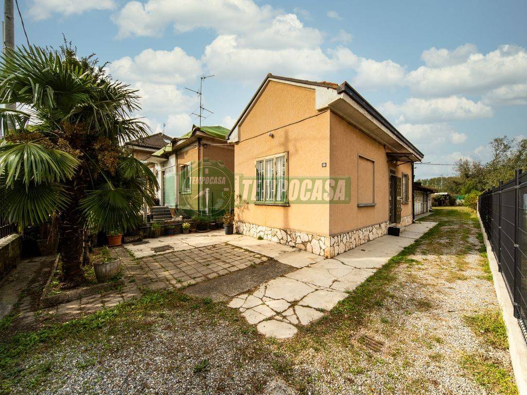 Villa in vendita a Desio via Binzago, 60