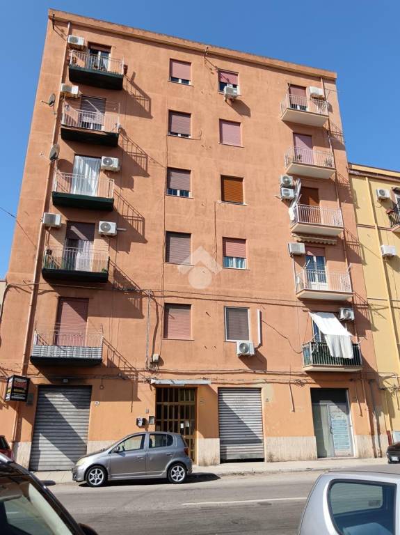 Appartamento in vendita a Palermo via Simone Gulì, 96