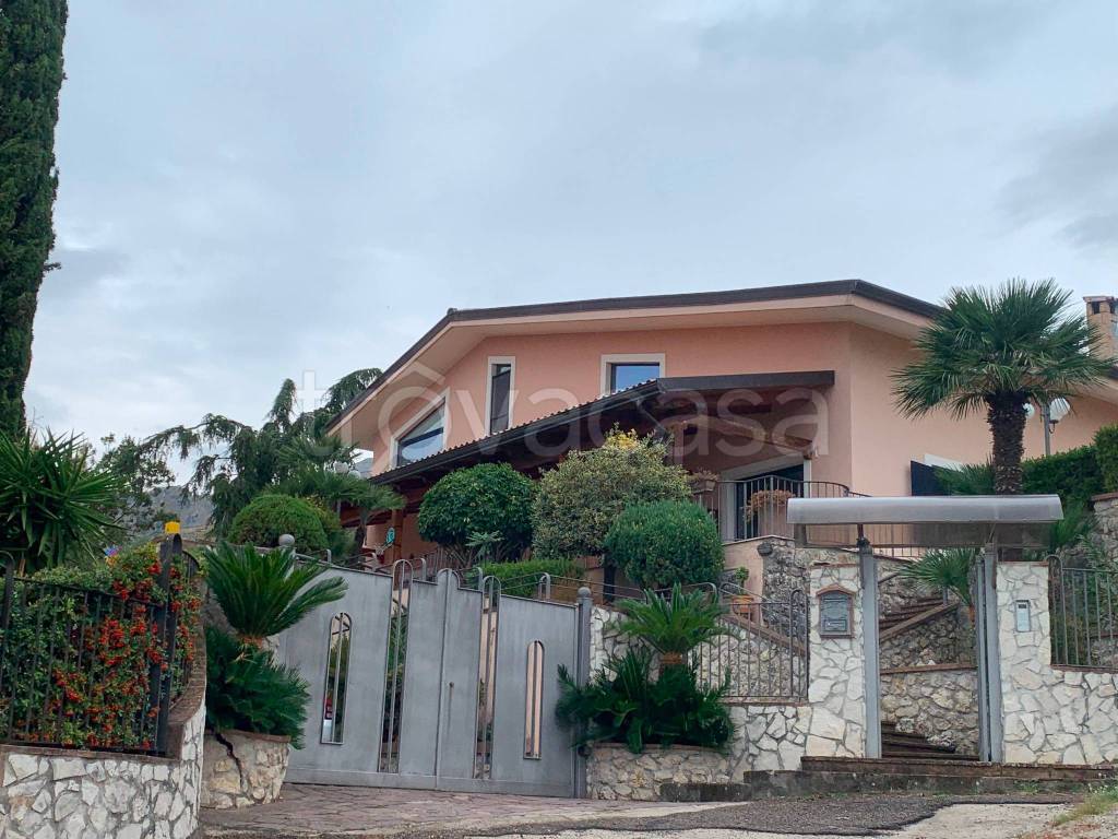 Villa in vendita a Formia via Funno