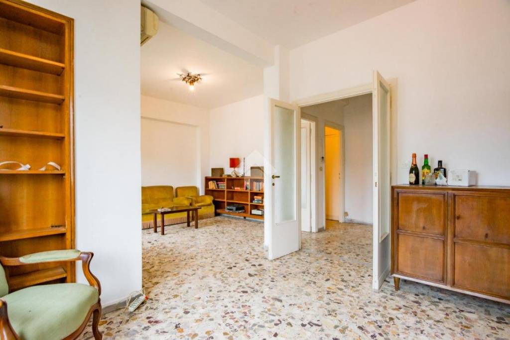 Appartamento in vendita a Roma via Domenico Carbone Grio, 7