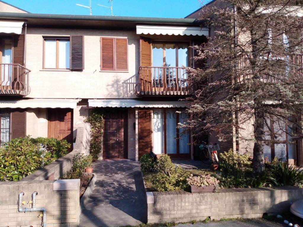 Villa in vendita a Rovigo viale Tre Martiri, 65