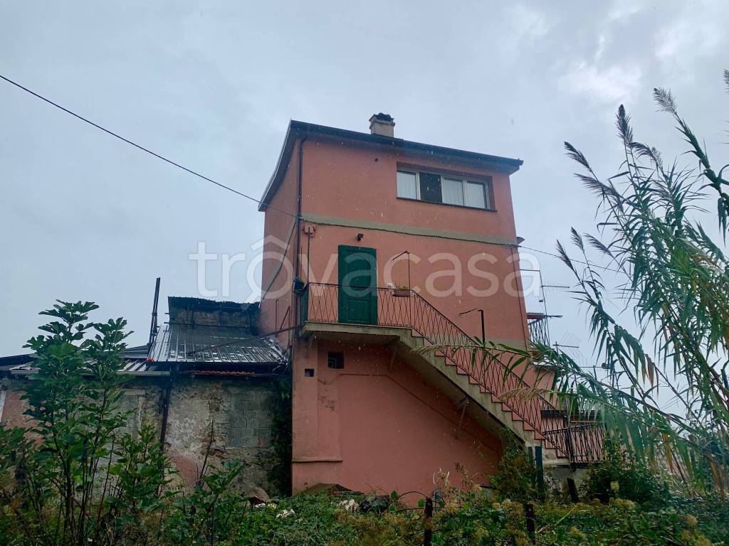 Casa Indipendente in in vendita da privato a La Spezia via dei Pilastri, 75