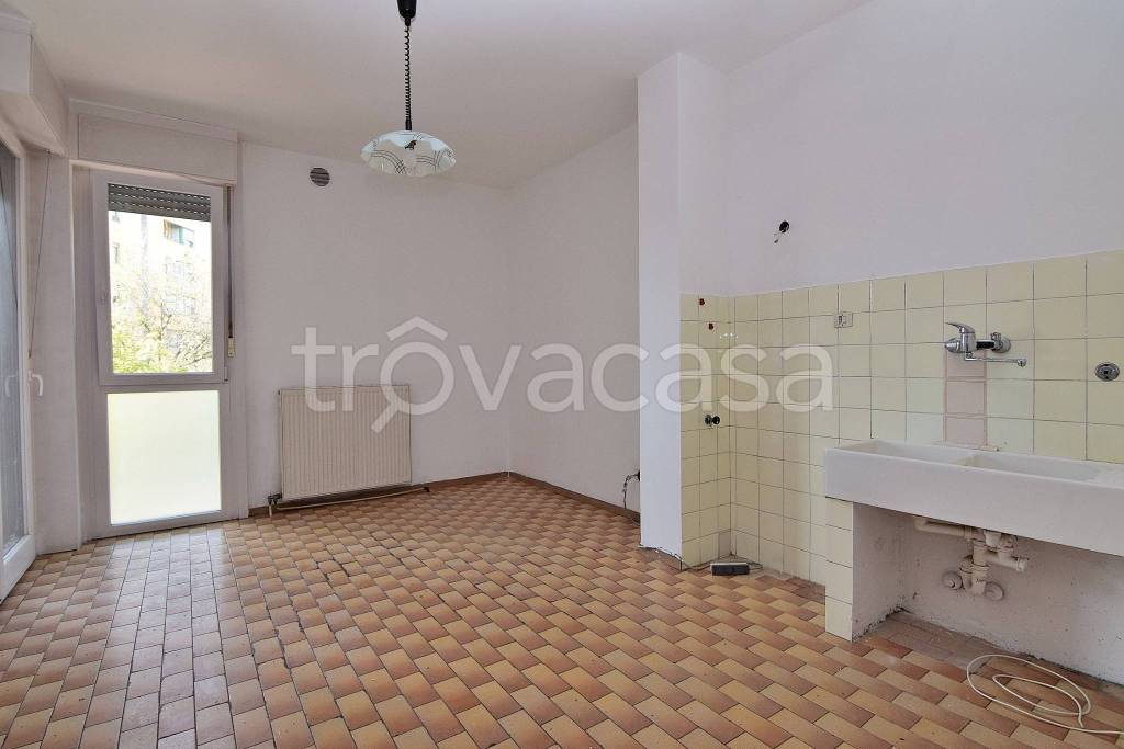 Appartamento in vendita a Verona via Umberto Maddalena, 19