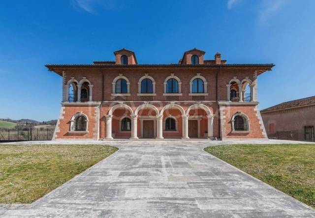 Villa in vendita a Pergola via Nicoletti