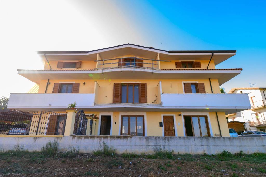 Villa in vendita a Pianella via Fonte Marano, 65019 Pianella pe, Italia