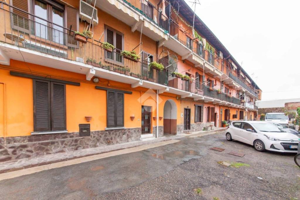Appartamento in vendita a Lainate vicolo Piave, 4