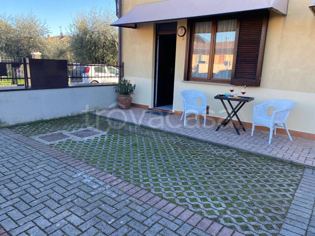 Appartamento in in vendita da privato a San Felice del Benaco via Brescia, 26