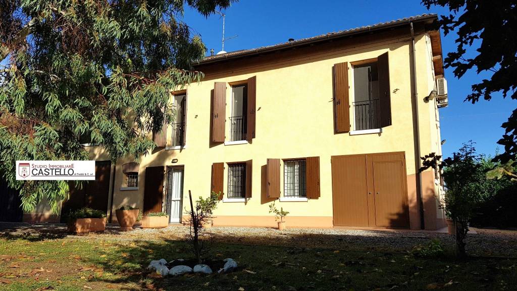Villa in vendita a Castelfranco Emilia corso Martiri, 341
