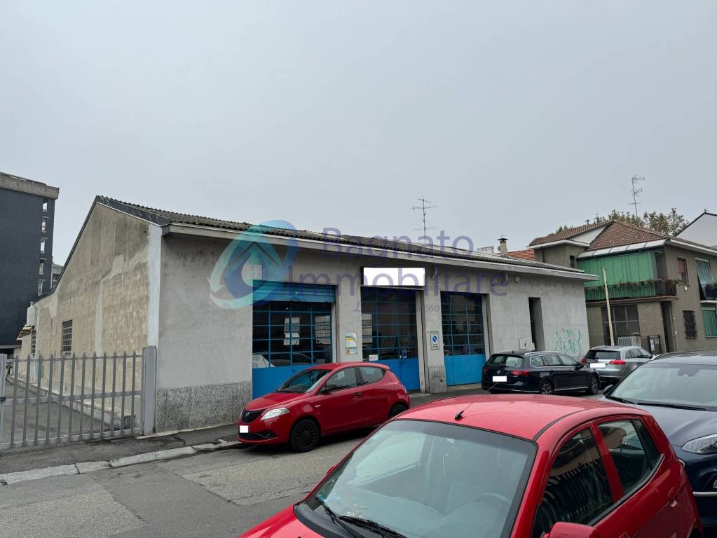 Capannone Industriale in vendita a Novara via Gorizia, 52