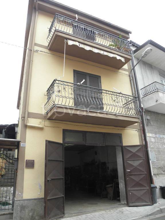 Casa Indipendente in in vendita da privato a Calvi Risorta via delle Acacie, 41