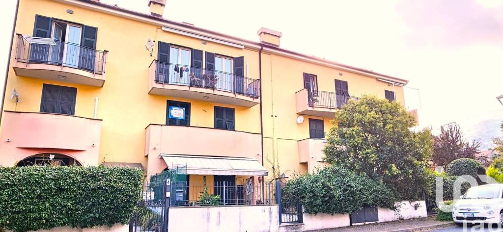 Appartamento in vendita ad Albenga piazza Falcone e borsellino