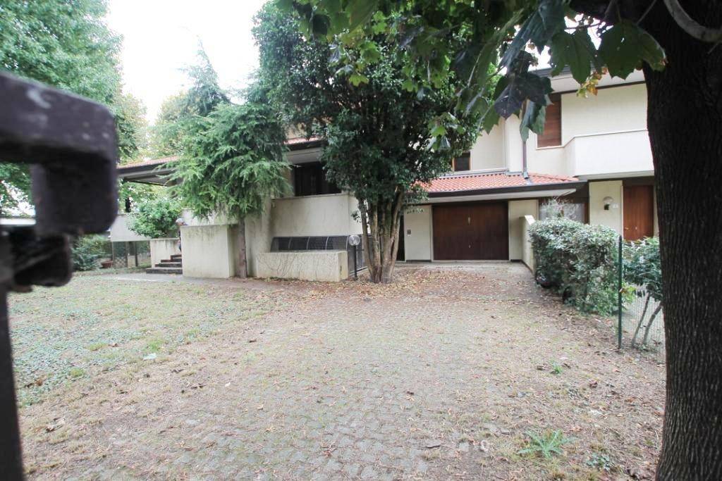 Casa Indipendente in vendita a Selvazzano Dentro via San Marco, 9