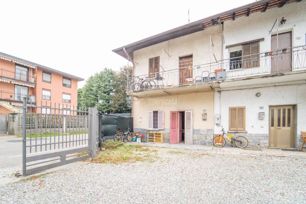 Appartamento in vendita a Cavaria con Premezzo via Moncucco 306