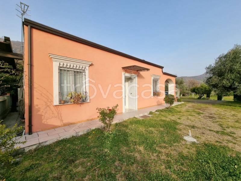 Villa in vendita a Sarno via Bracigliano