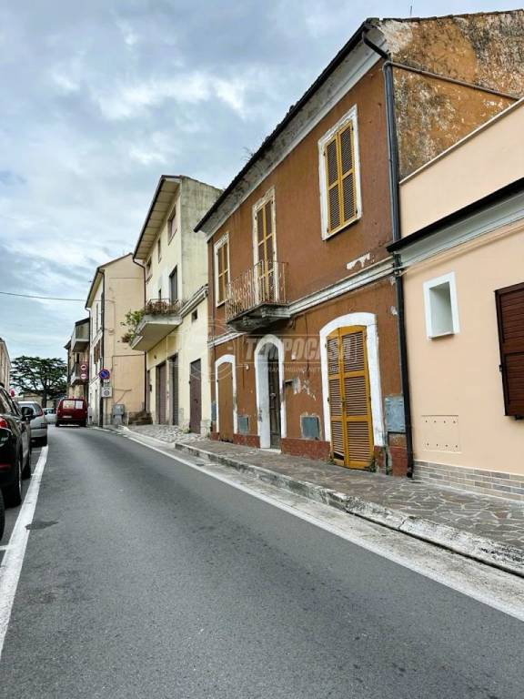 Casa Indipendente in vendita a Corropoli viale Roma 11