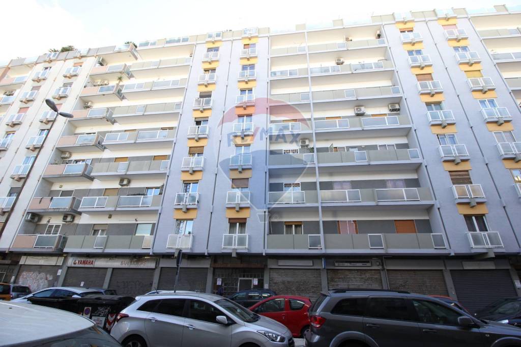 Appartamento in vendita a Bari via Quarto, 31
