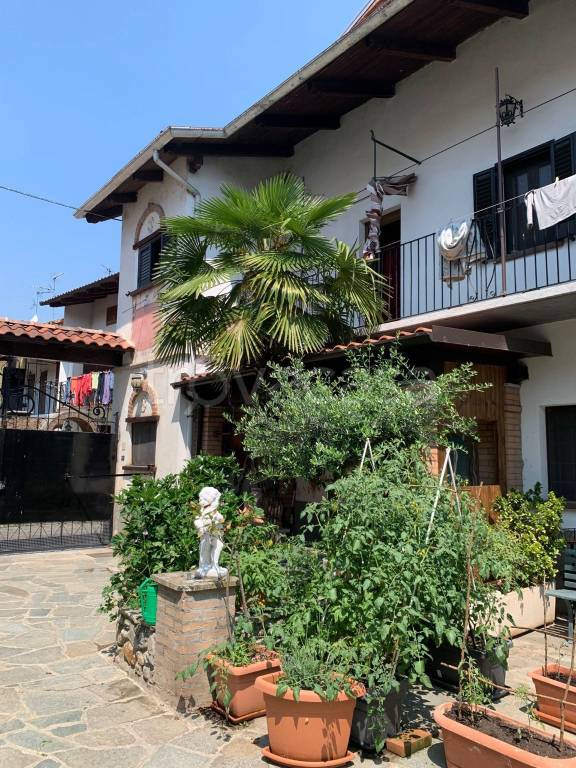 Casa Indipendente in vendita a Cigliano vicolo Antonio Germano, 2