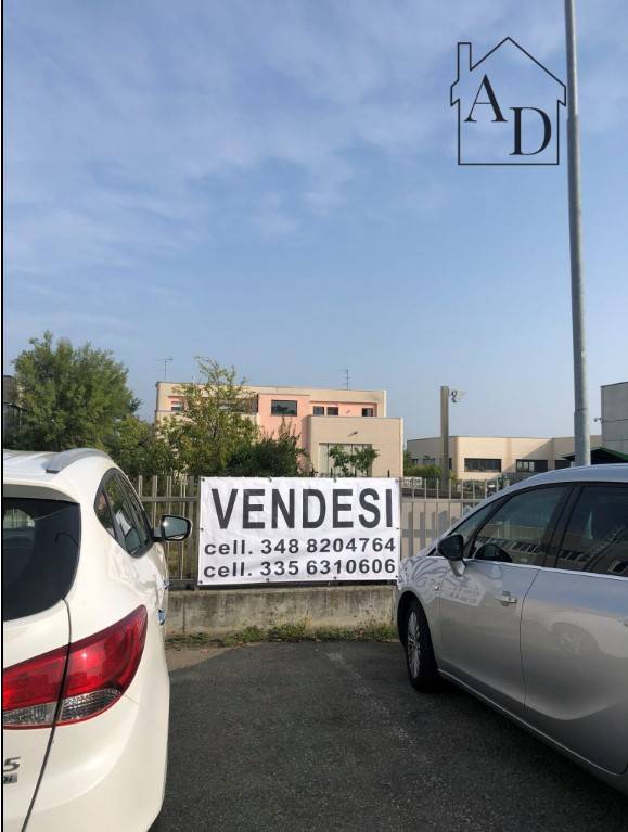 Capannone Industriale in vendita a Felino via Ferruccio Parri