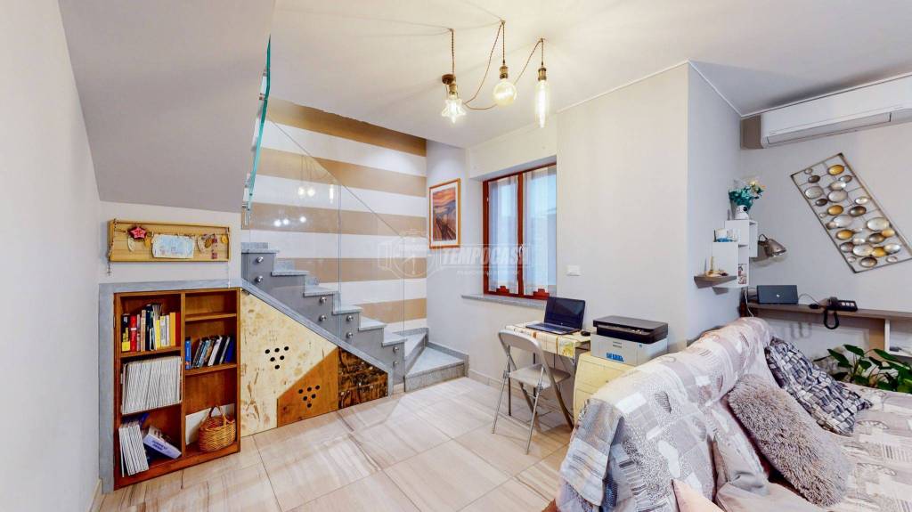 Appartamento in vendita a La Loggia via Roma 20