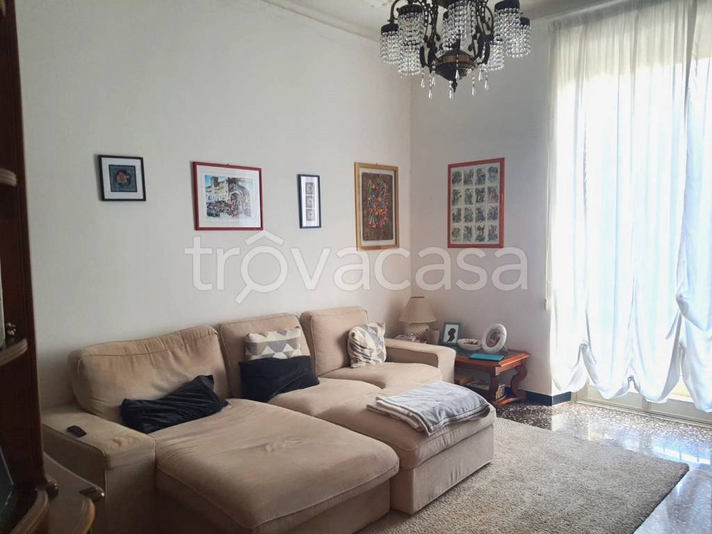Appartamento in vendita a Genova via Monte Zovetto