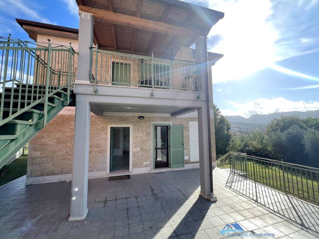 Villa Bifamiliare in vendita a Terni via Monte Totagna, 85