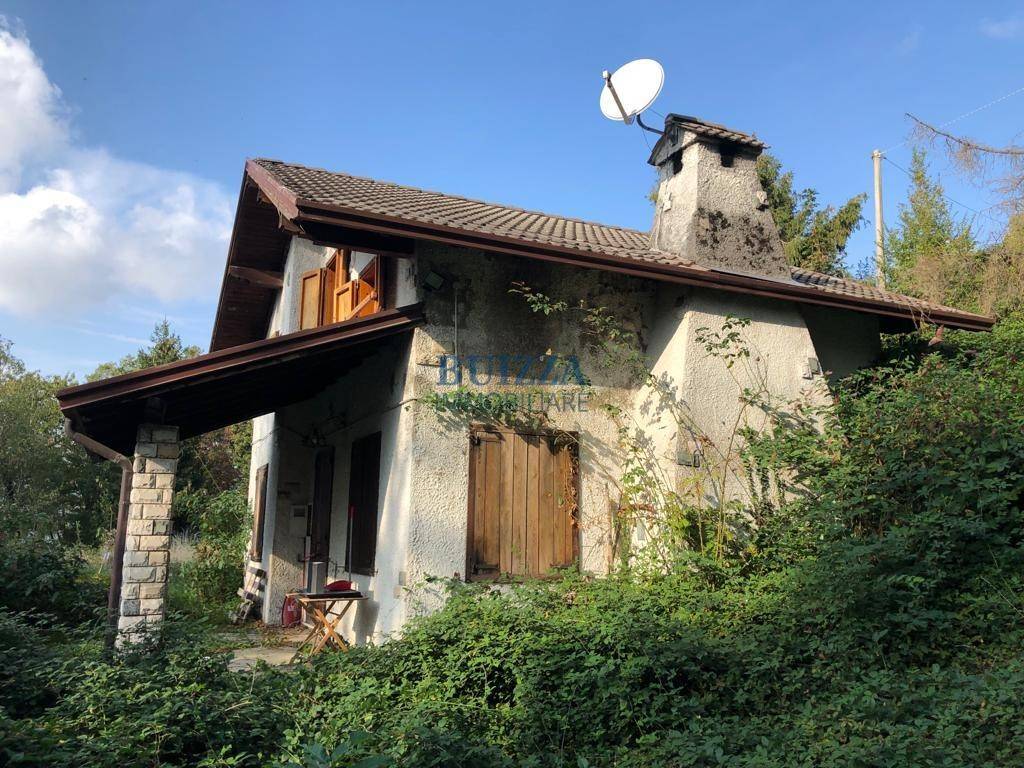 Villa in vendita a Brione località Segno