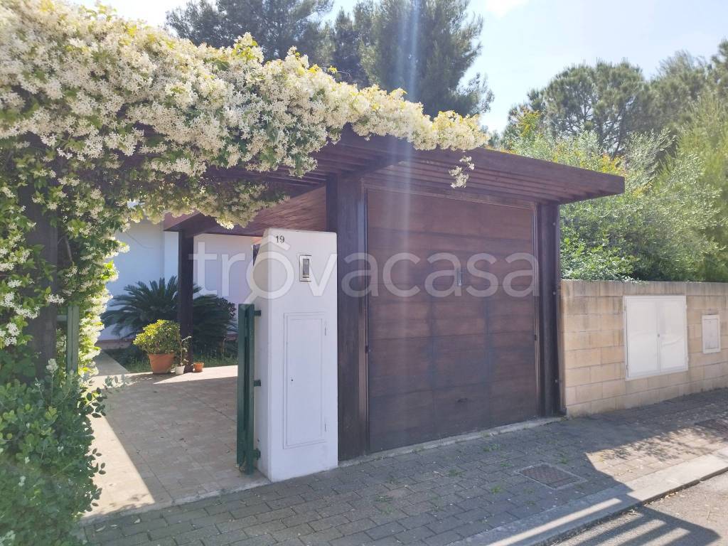 Villa in vendita a Bari strada Statale Adriatica
