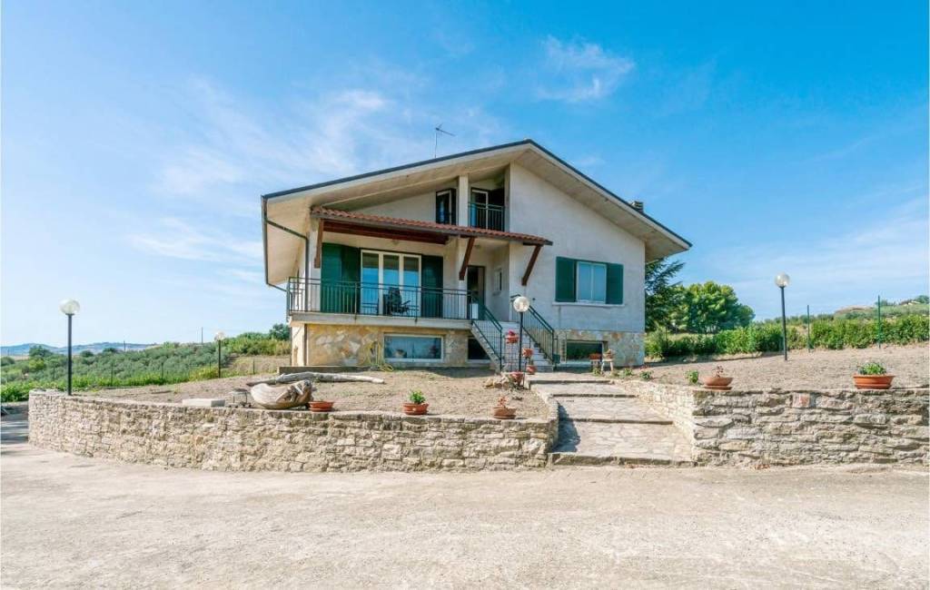 Villa in vendita a Montenero di Bisaccia 86036 Montenero di bisaccia cb, Italia