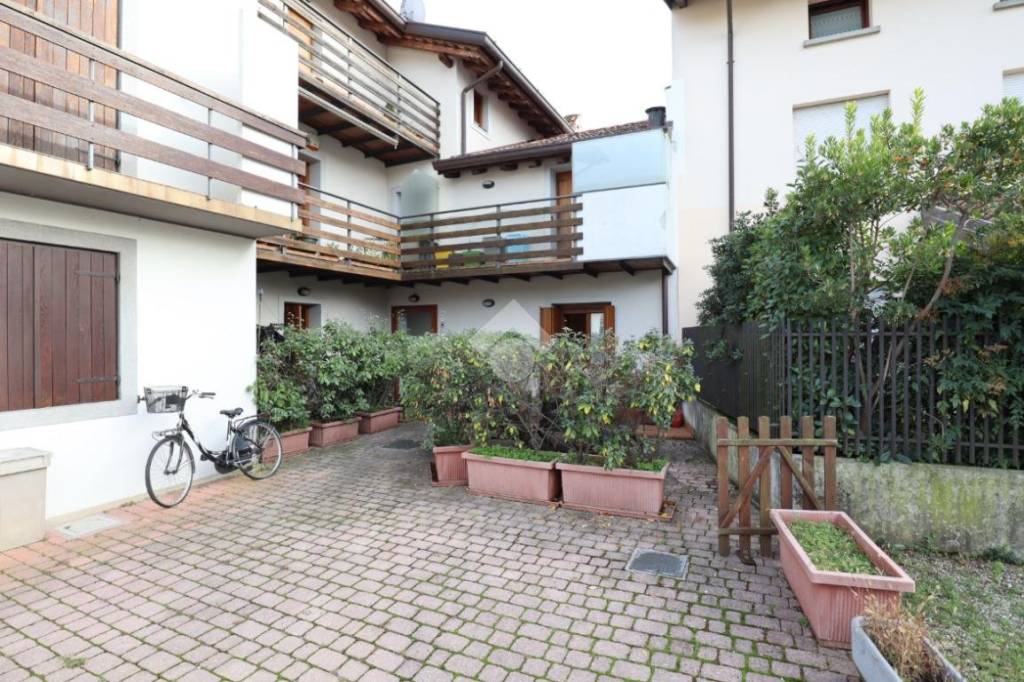 Appartamento in vendita a Tavagnacco via Feletto, 31