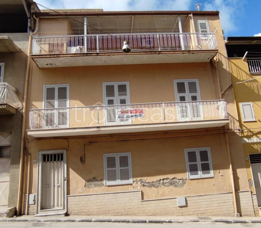 Casa Indipendente in vendita a Favara via Goffredo Mameli